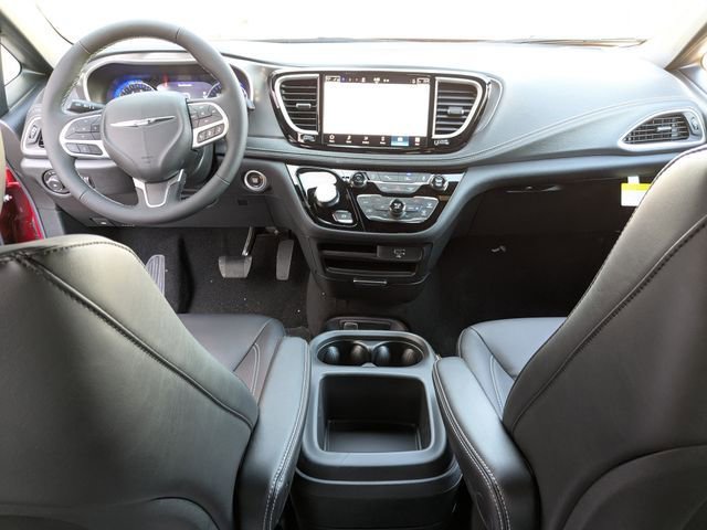 New 2026 Chrysler Pacifica Select FWD image 28