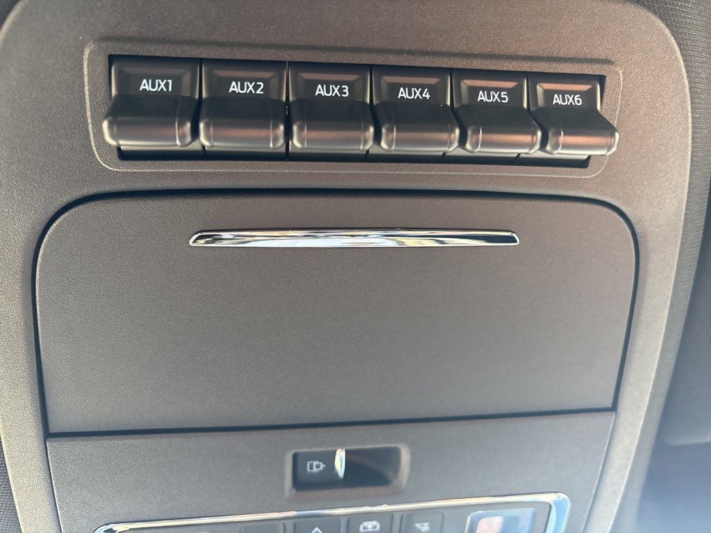 Used 2025 Ford F150 Raptor image 30