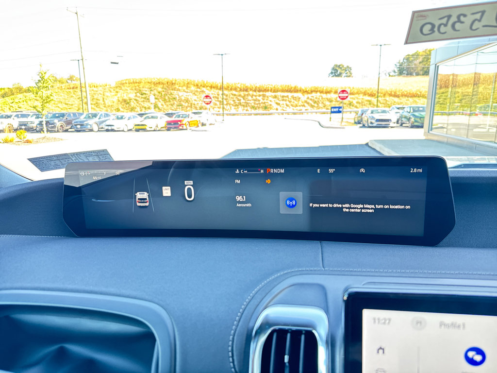 New 2025 Ford Expedition Max Platinum w/ Stealth Performance Package image 9