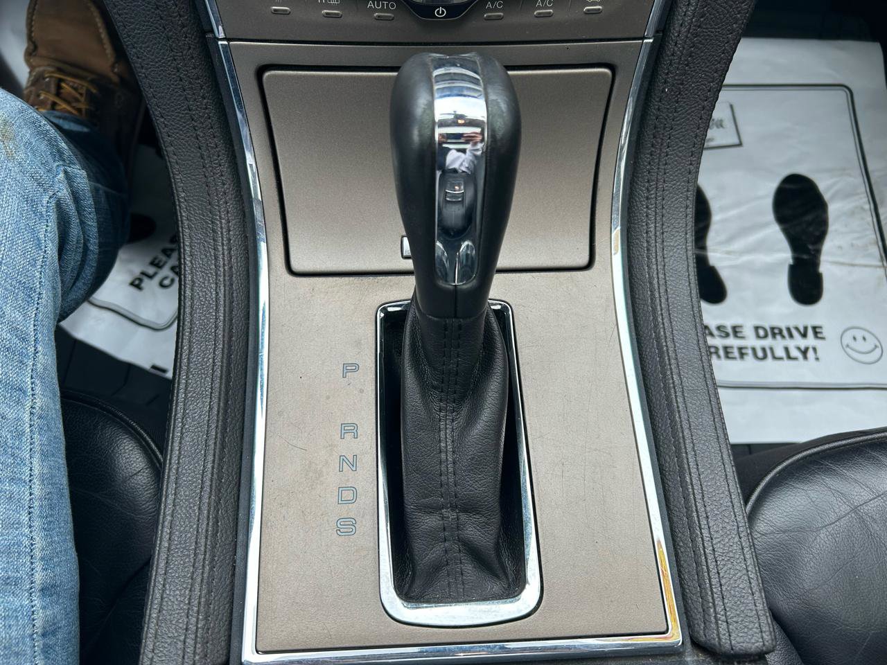 Used 2014 Lincoln MKX AWD w/ Equipment Group 101A image 29