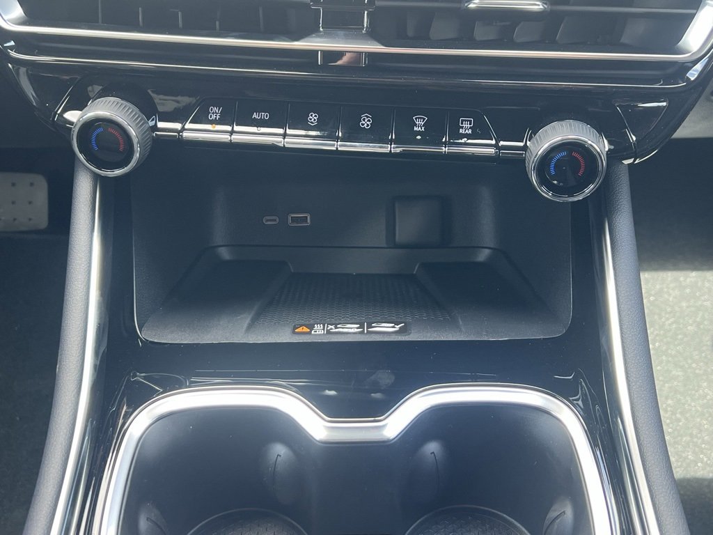 New 2025 Chevrolet Traverse LT image 23