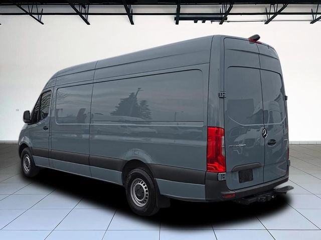 Used 2023 Mercedes-Benz Sprinter 2500 image 5