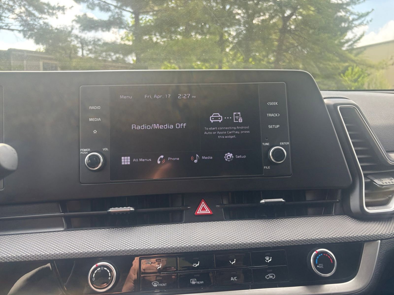 Used 2025 Kia Sportage LX image 20