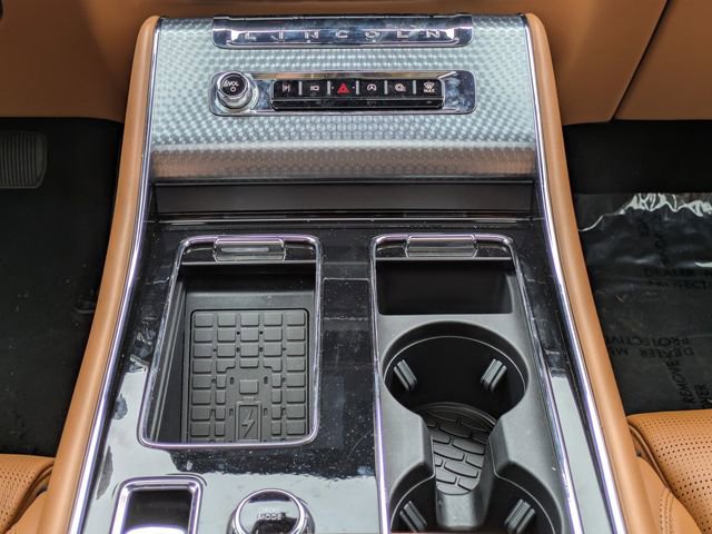 Used 2025 Lincoln Aviator Black Label image 17