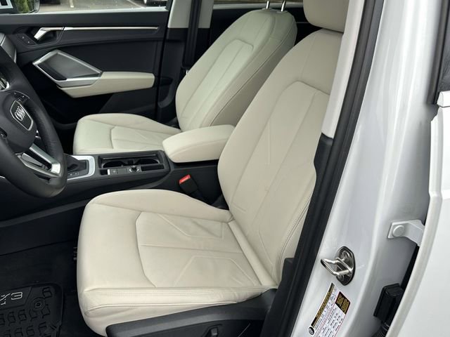 Certified 2025 Audi Q3 2.0T Premium w/ Convenience Package AWD/4WD image 22