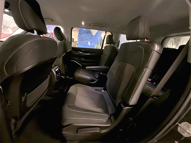 Used 2022 Jeep Grand Cherokee L Laredo w/ Luxury Tech Group I image 21