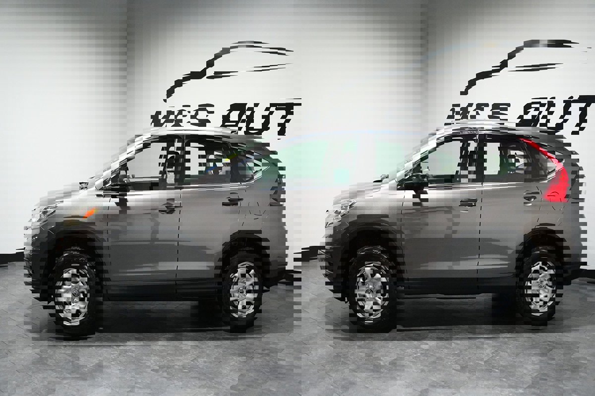 Used 2015 Honda CR-V LX image 3