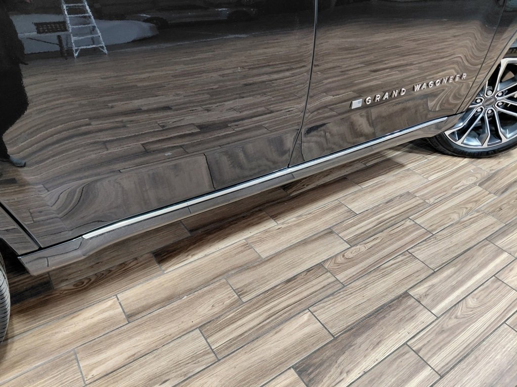 Used 2022 Jeep Grand Wagoneer Series III image 14