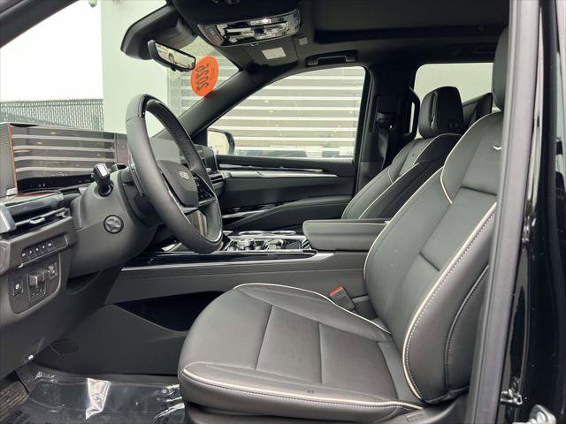 Used 2026 Cadillac Escalade ESV Sport w/ LPO, ONYX Package AWD/4WD image 21
