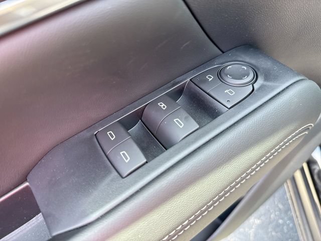 New 2026 GMC Terrain Elevation w/ Elevation Premium Package AWD/4WD image 13