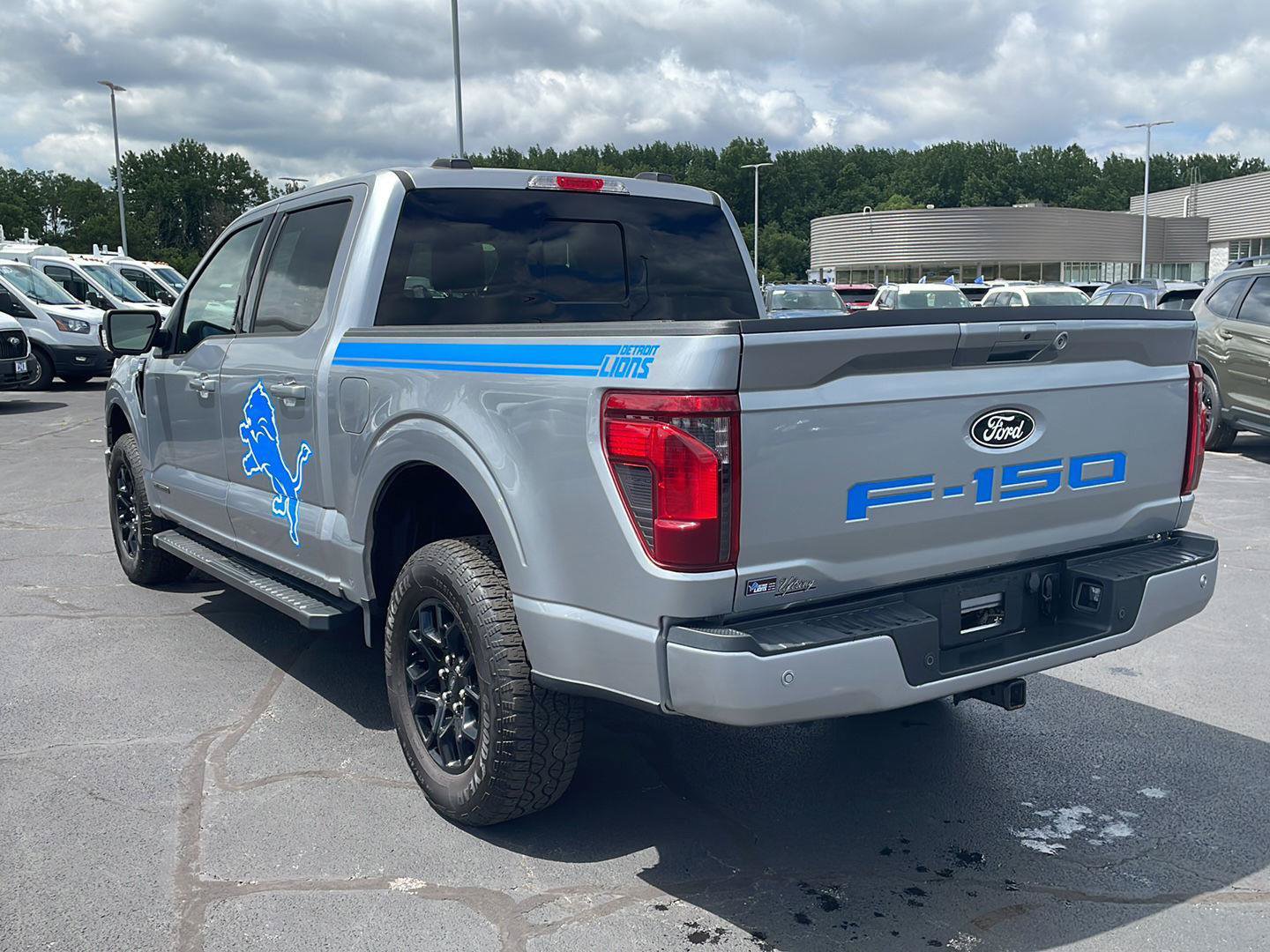 Used 2024 Ford F150 XLT w/ Equipment Group 302A MID AWD/4WD image 3