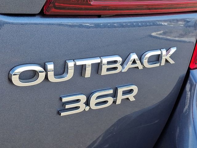 Used 2017 Subaru Outback 3.6R Limited image 29