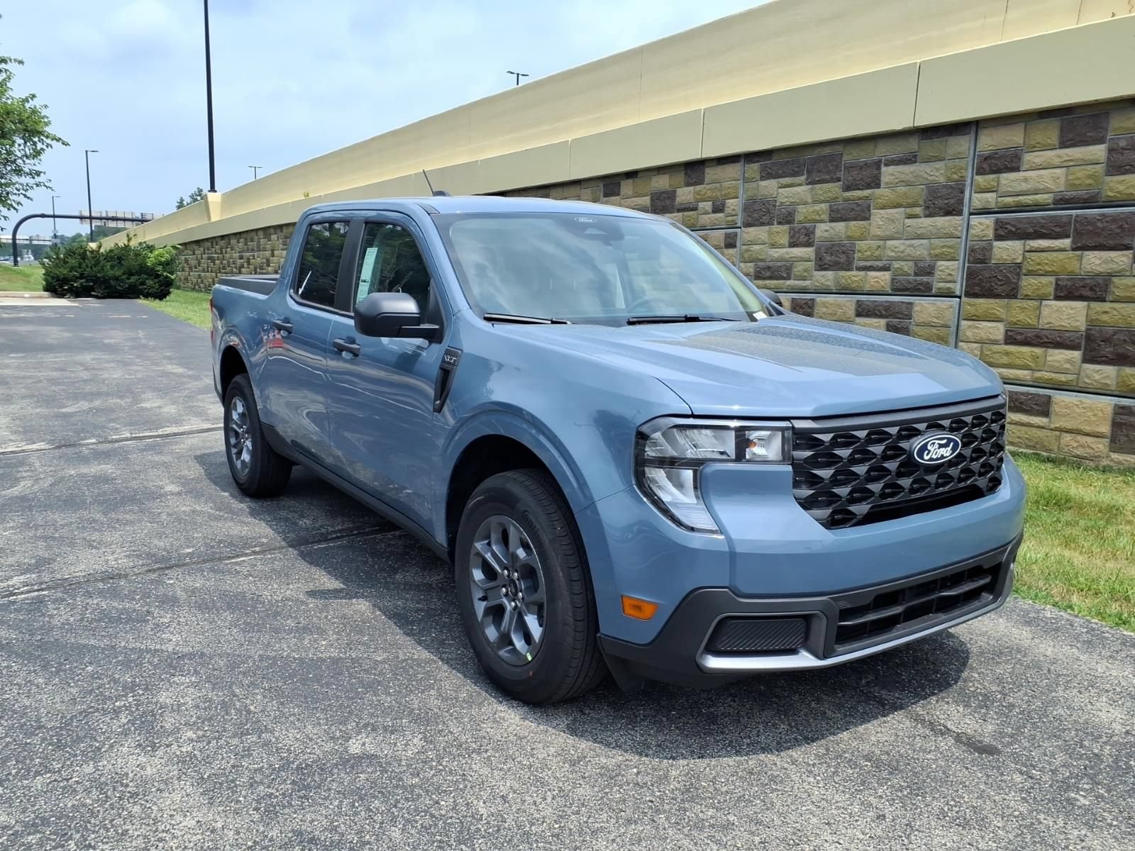 New 2026 Ford Maverick XLT FWD image 2