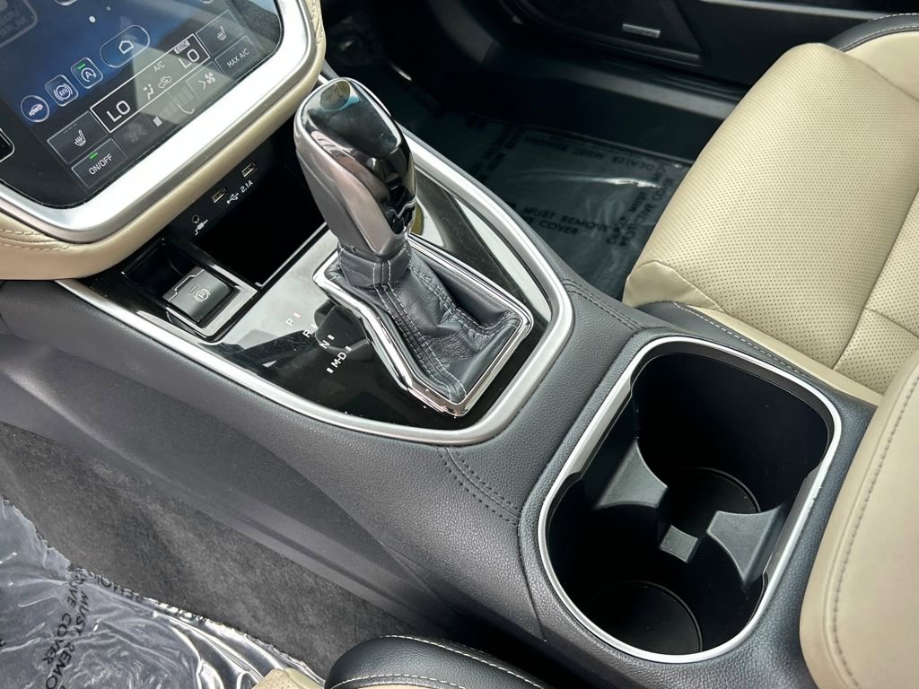 Used 2022 Subaru Outback Limited XT image 15