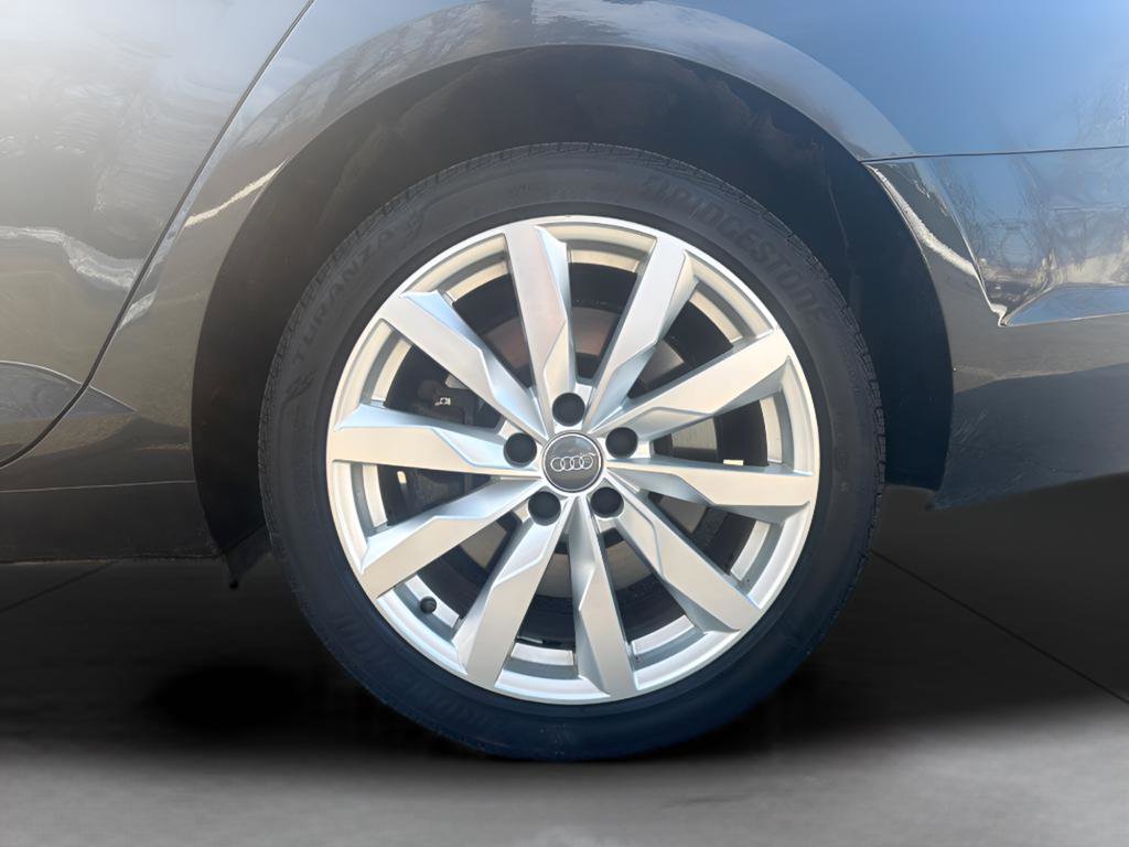 Used 2017 Audi A4 2.0T Premium w/ Convenience Package image 8