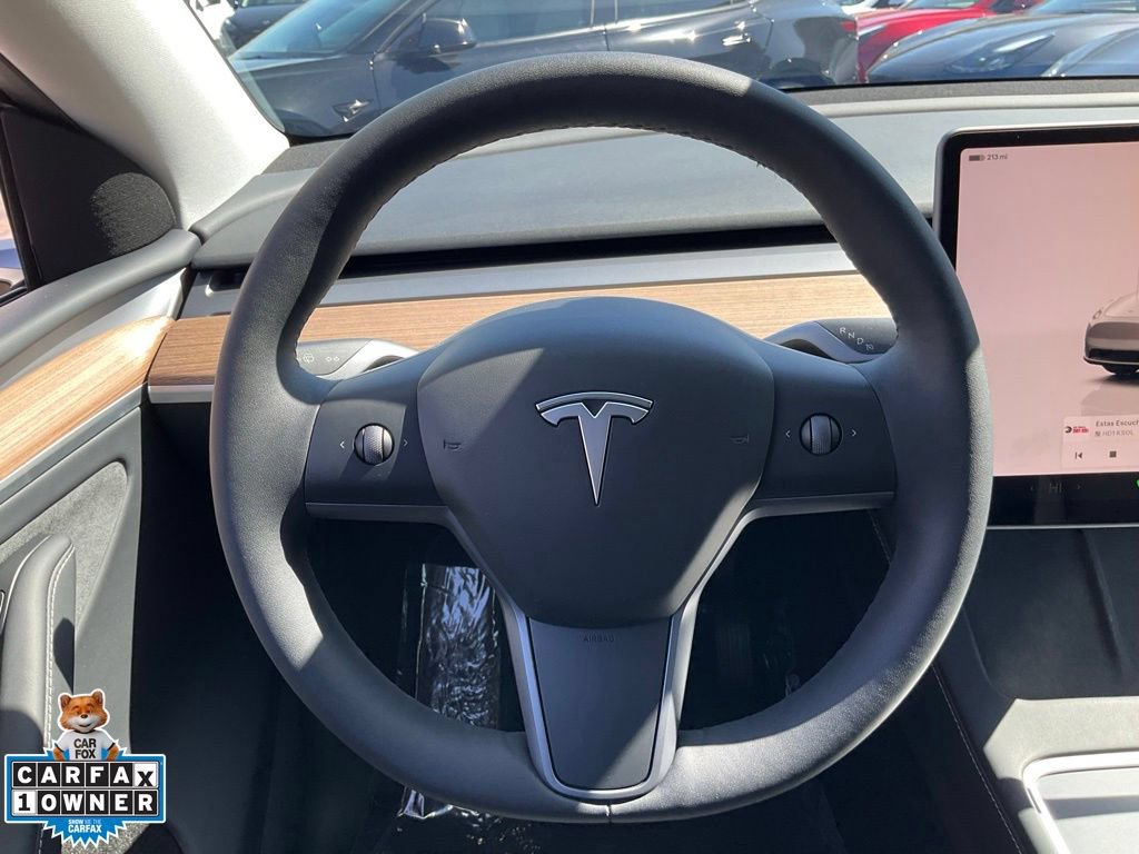 Used 2023 Tesla Model Y Long Range AWD/4WD image 40