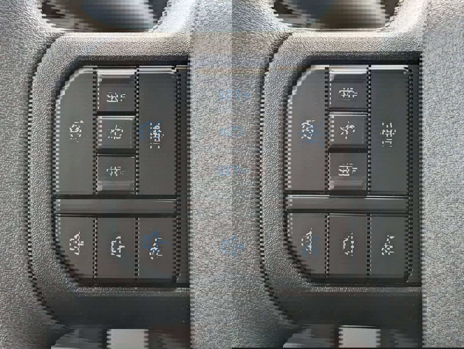 New 2026 Ford F350 XL w/ XL Chrome Package image 20