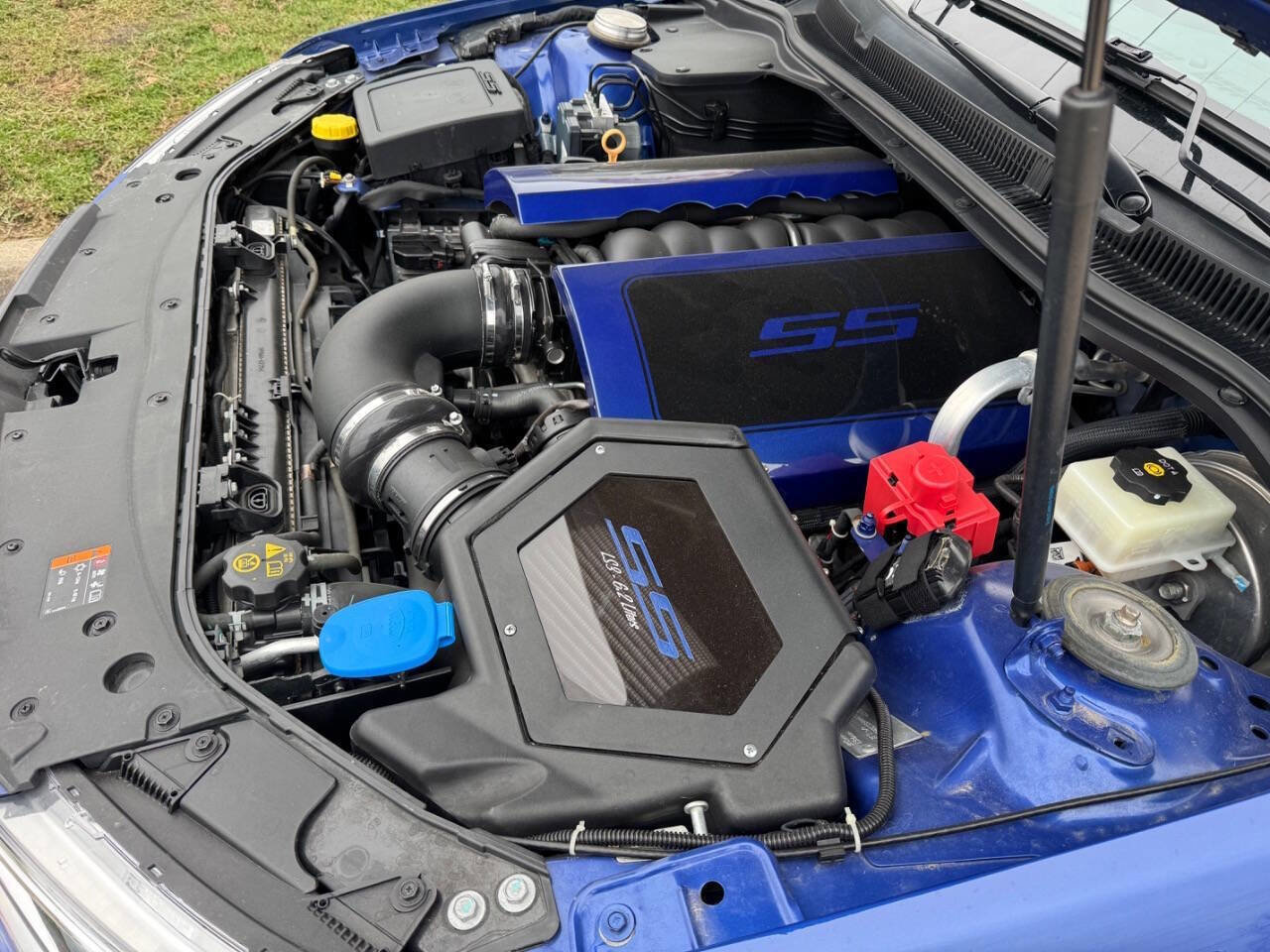 Used 2016 Chevrolet SS image 12