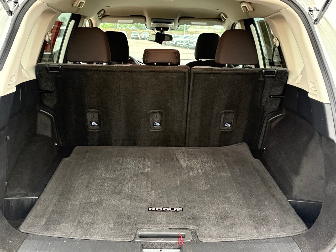 Certified 2023 Nissan Rogue SV image 37