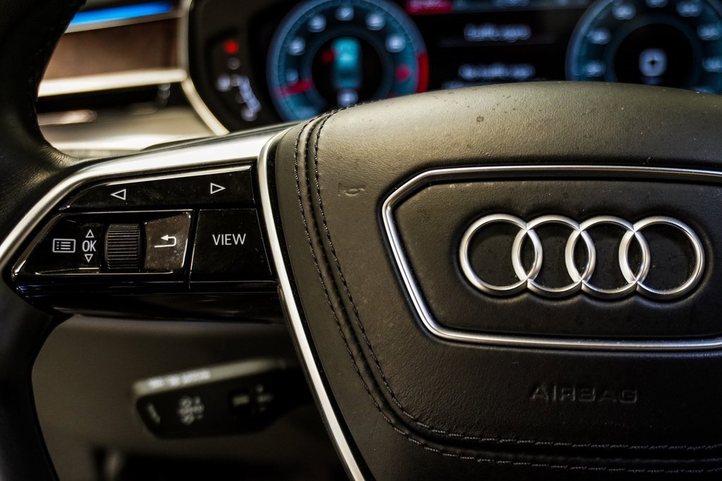 Used 2022 Audi A8 L 3.0T w/ Luxury Package image 32