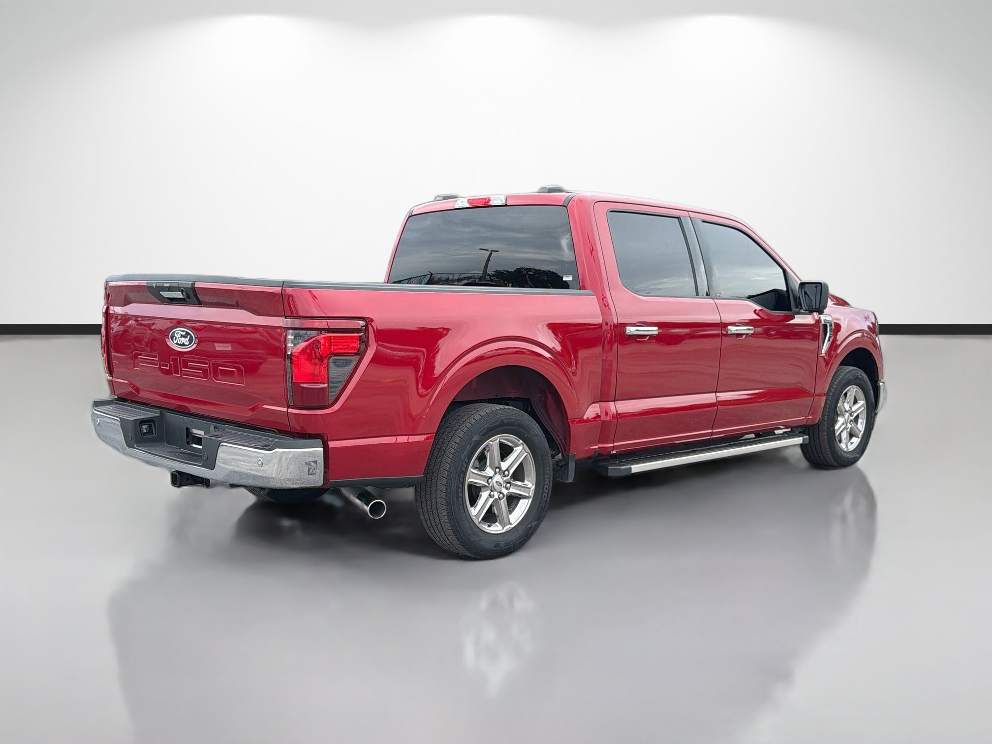 Used 2024 Ford F150 XLT w/ Mobile Office Package RWD image 5