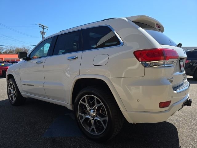 Used 2020 Jeep Grand Cherokee Overland image 32