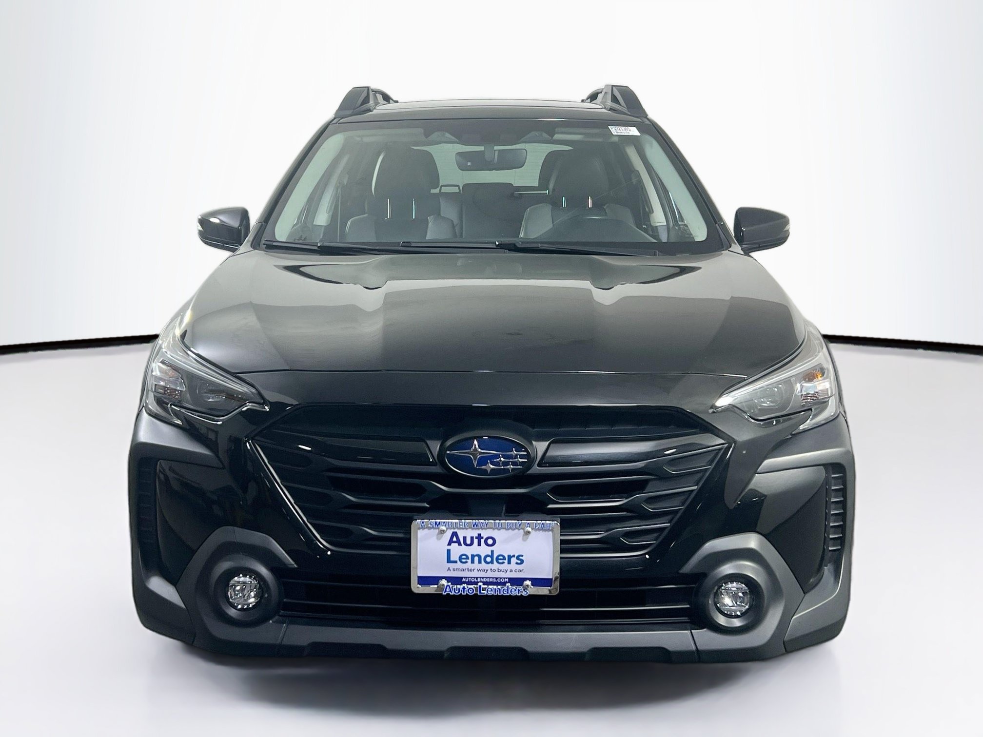 Used 2023 Subaru Outback Onyx Edition AWD/4WD image 2