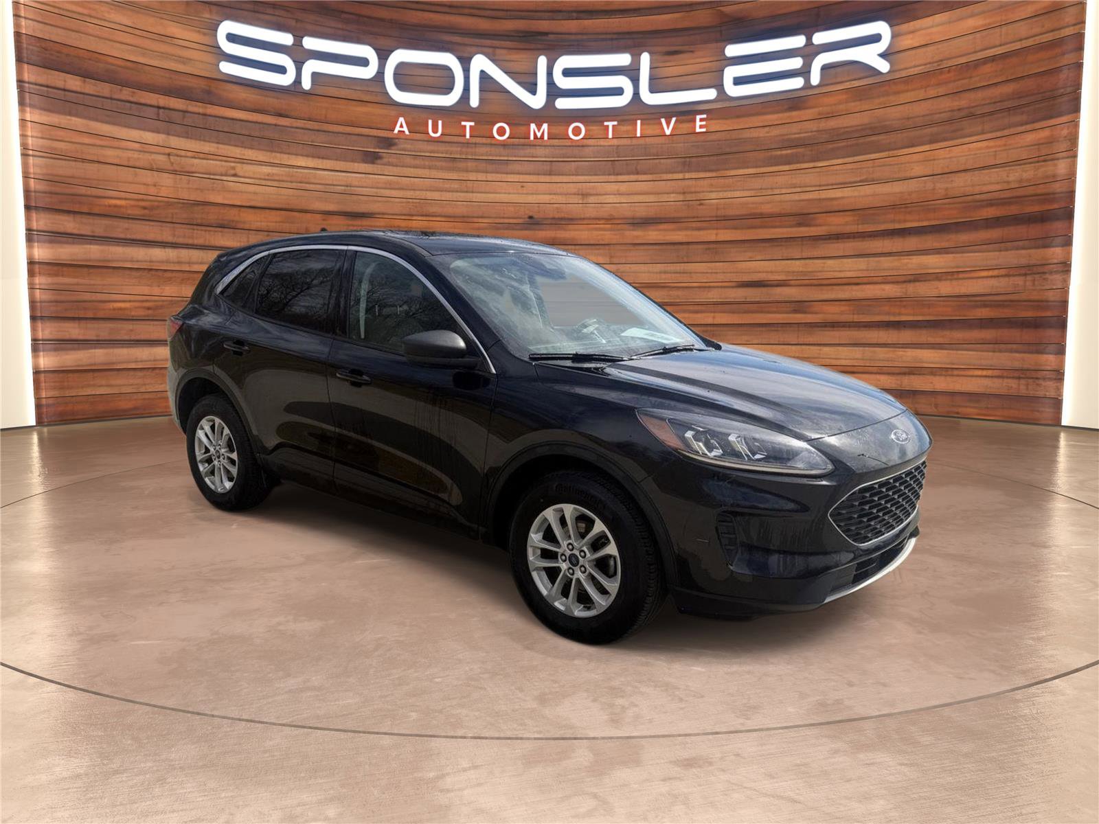 Used 2022 Ford Escape SE image 8