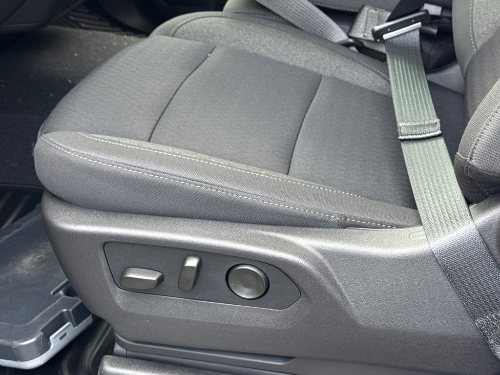 New 2026 Chevrolet Silverado 1500 Custom w/ Turbomax Blackout Package image 15
