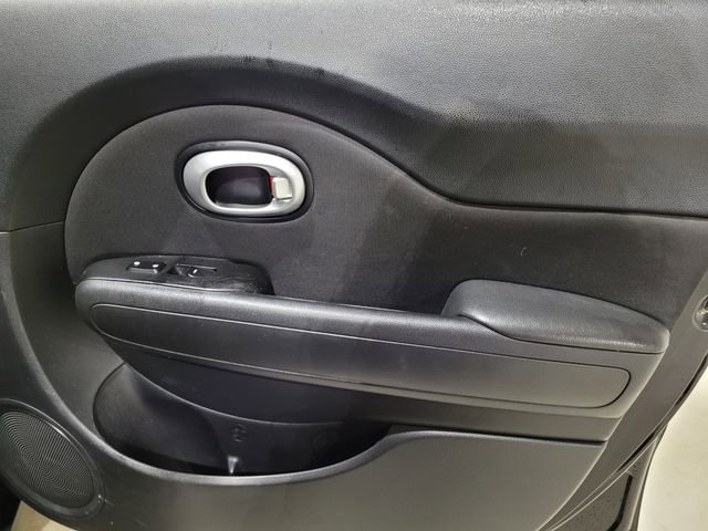 Used 2015 Kia Soul Base image 41