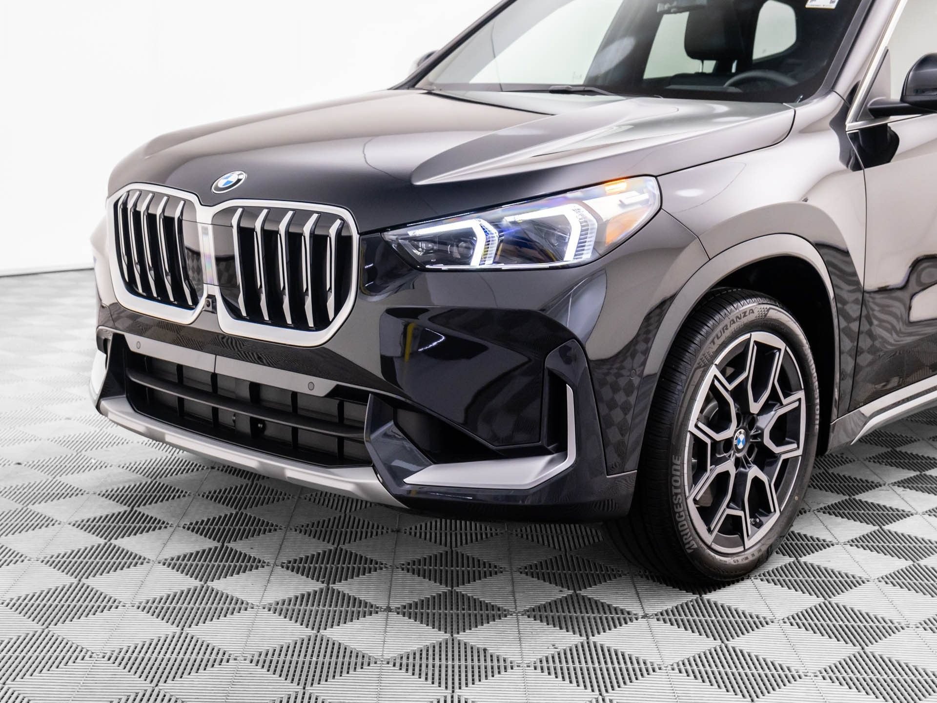 Used 2026 BMW X1 xDrive28i w/ Convenience Package AWD/4WD image 35