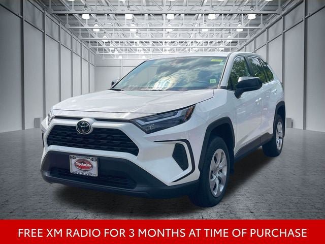 Certified 2023 Toyota RAV4 LE AWD/4WD image 4