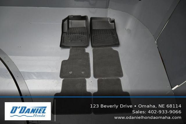 Used 2022 GMC Canyon Elevation w/ Elevation Premium Package AWD/4WD image 37