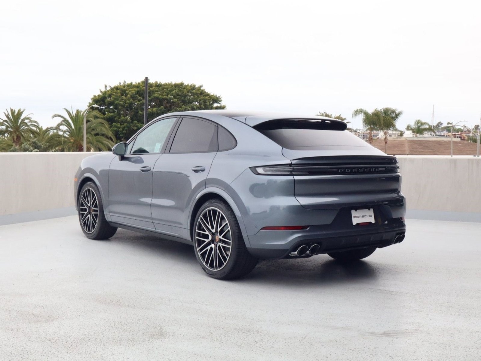 New 2026 Porsche Cayenne Coupe AWD/4WD video 3