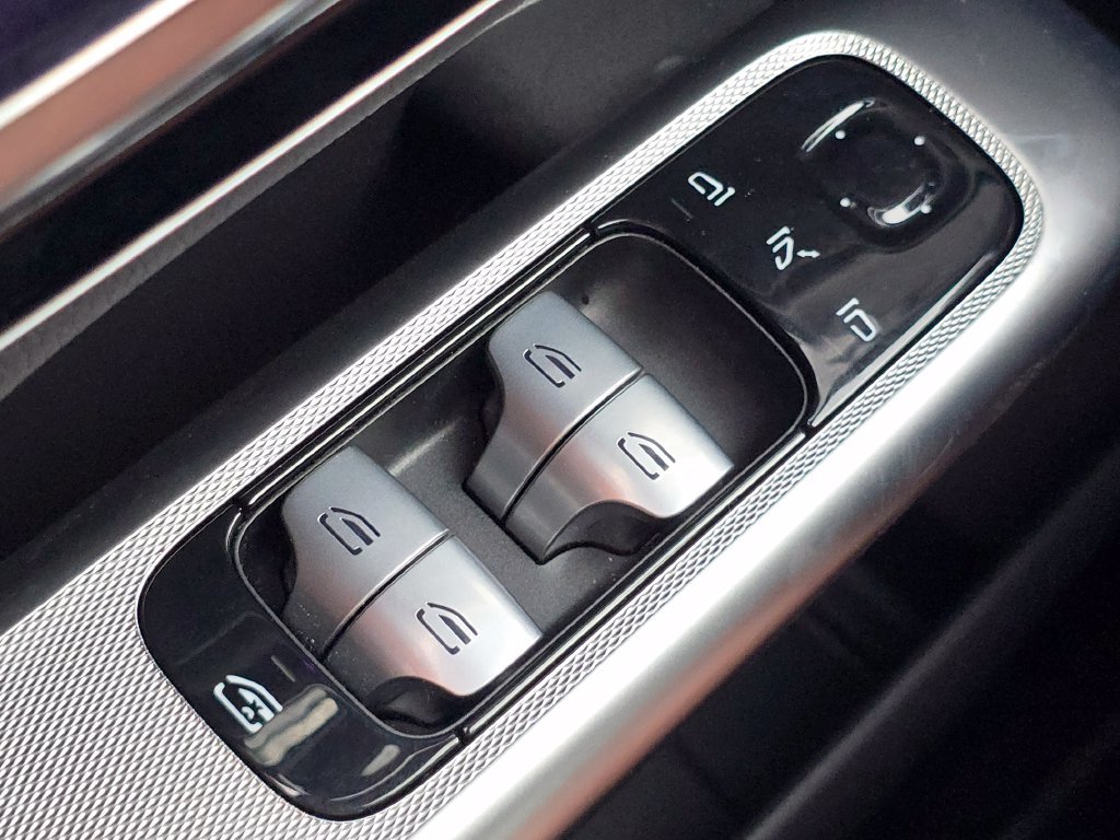 Certified 2026 Mercedes-Benz GLC 300 4MATIC image 27