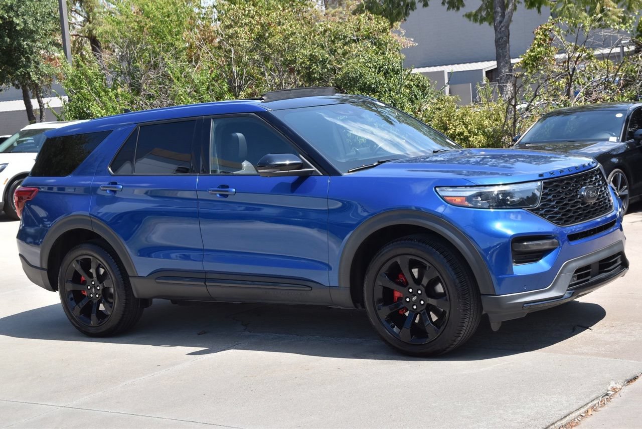 Certified 2022 Ford Explorer ST w/ Equipment Group 401A AWD/4WD image 5