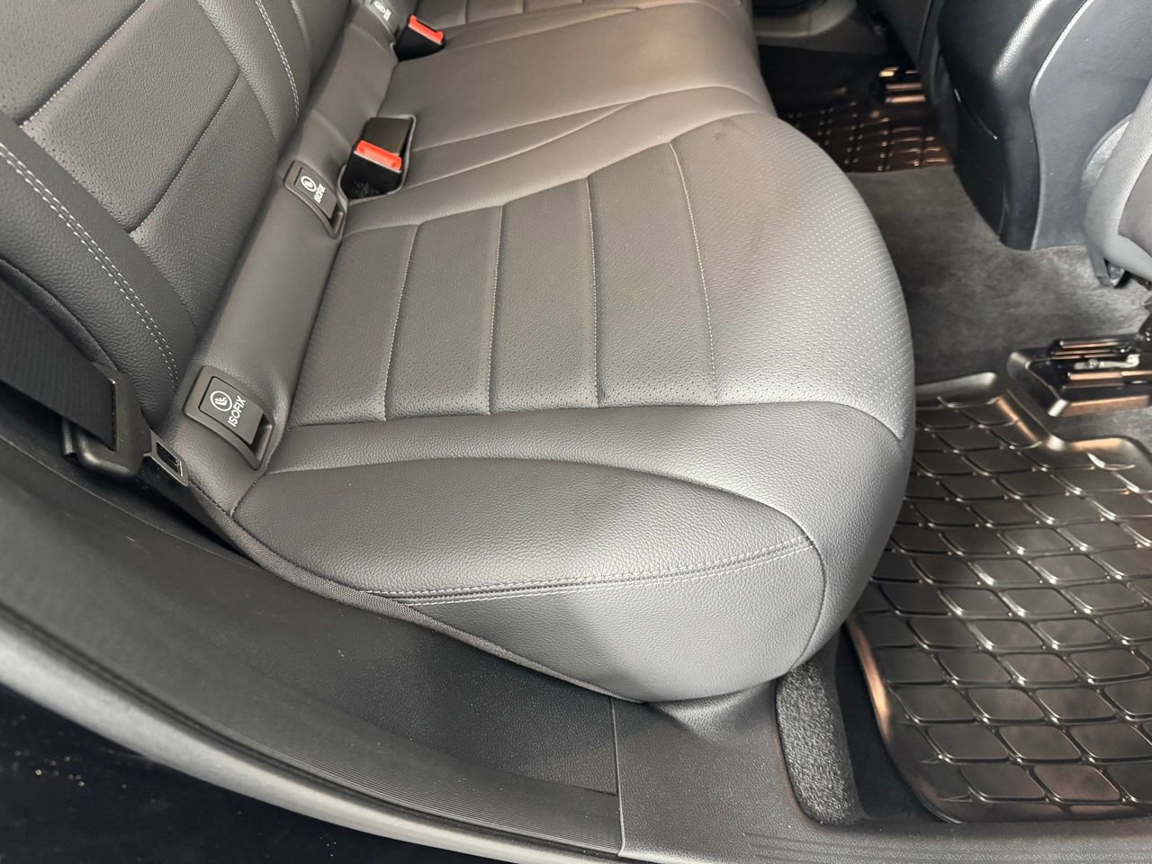 Used 2021 Mercedes-Benz GLC 300 4MATIC image 32