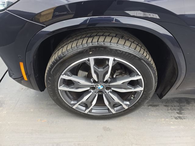 Used 2024 BMW X3 xDrive30i w/ Premium Package image 15