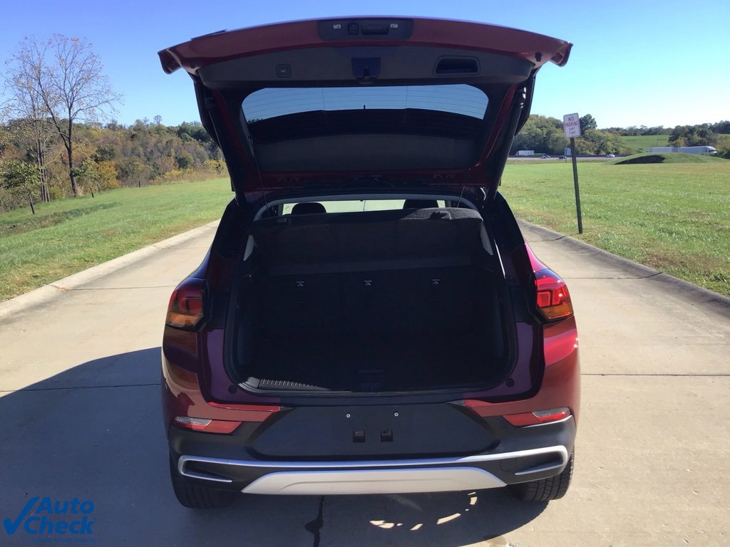 Used 2022 Buick Encore GX Select image 5