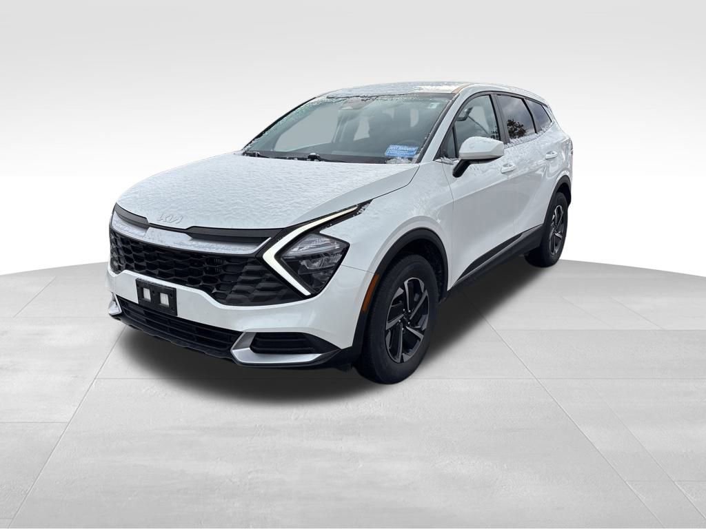 Certified 2023 Kia Sportage LX image 4