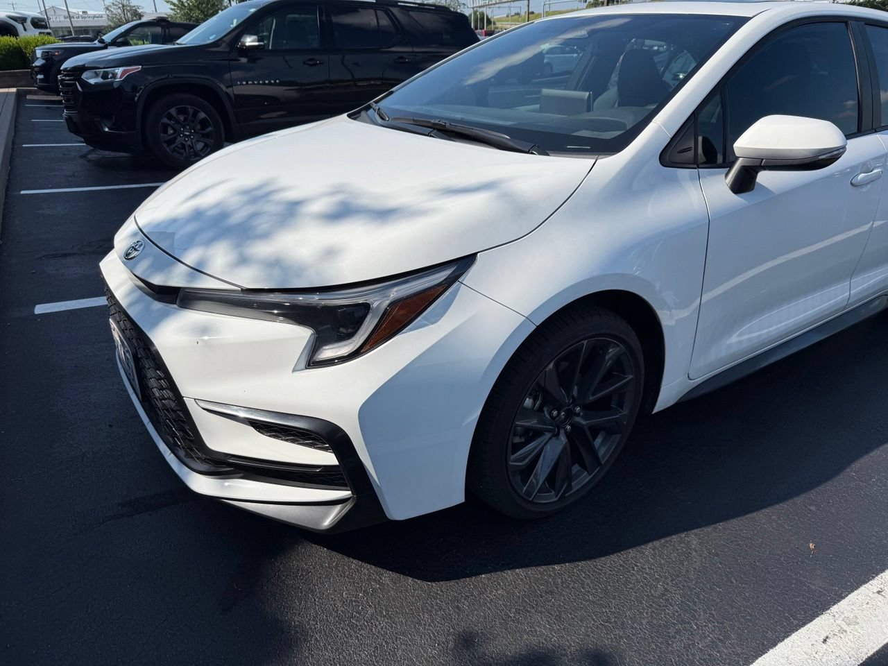 Used 2025 Toyota Corolla SE w/ SE Premium Package FWD video 1