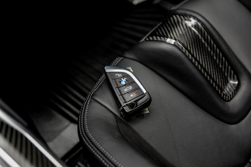 Used 2023 BMW M2 w/ Carbon Package RWD image 62