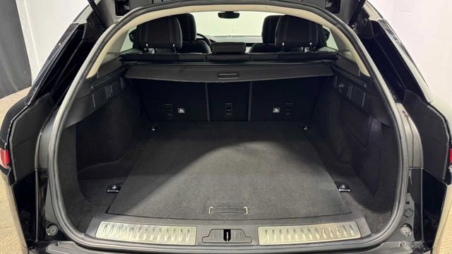 Used 2019 Land Rover Range Rover Velar AWD/4WD image 34