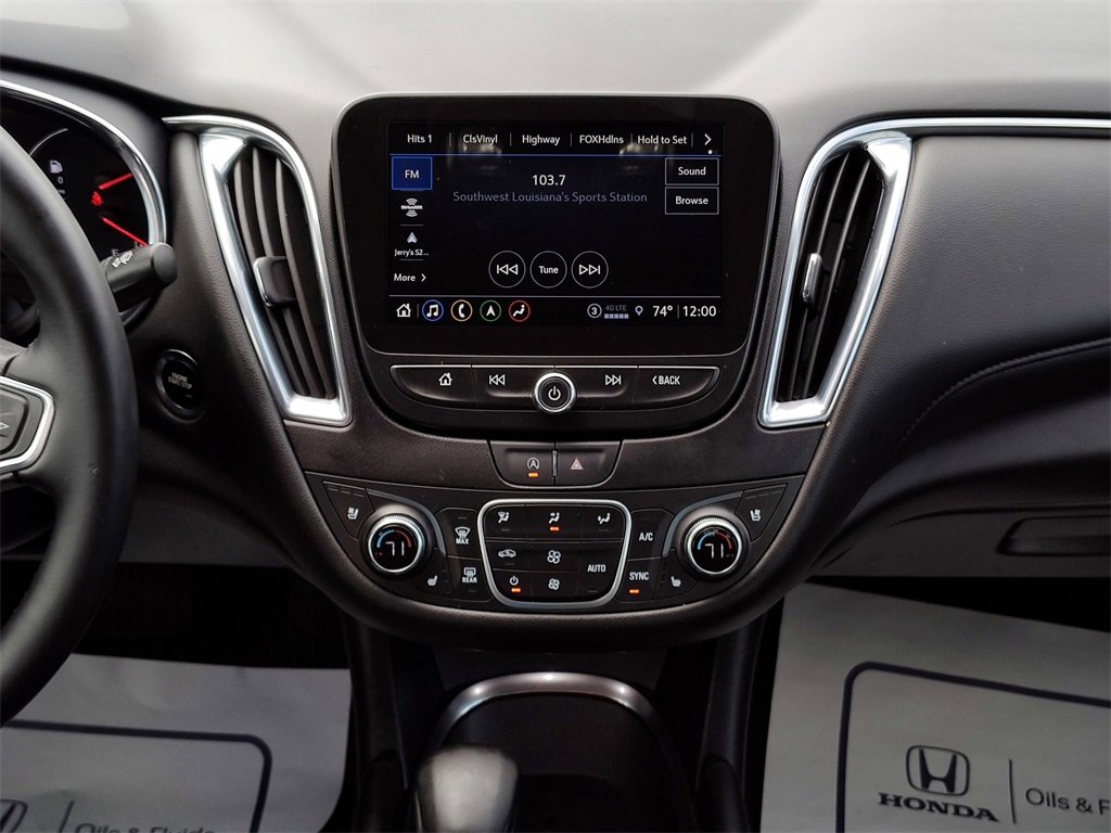 Used 2024 Chevrolet Malibu LT image 28