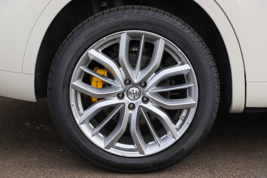 Used 2022 Maserati Levante GT image 55