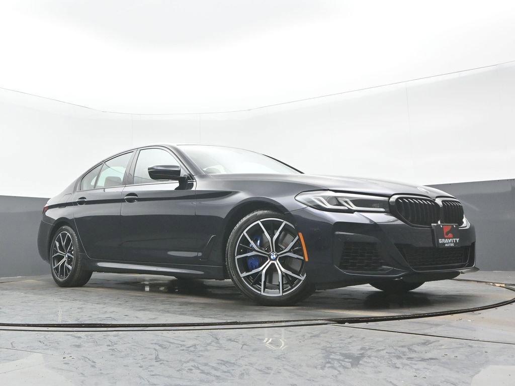 Used 2023 BMW 540i xDrive w/ M Sport Package image 28