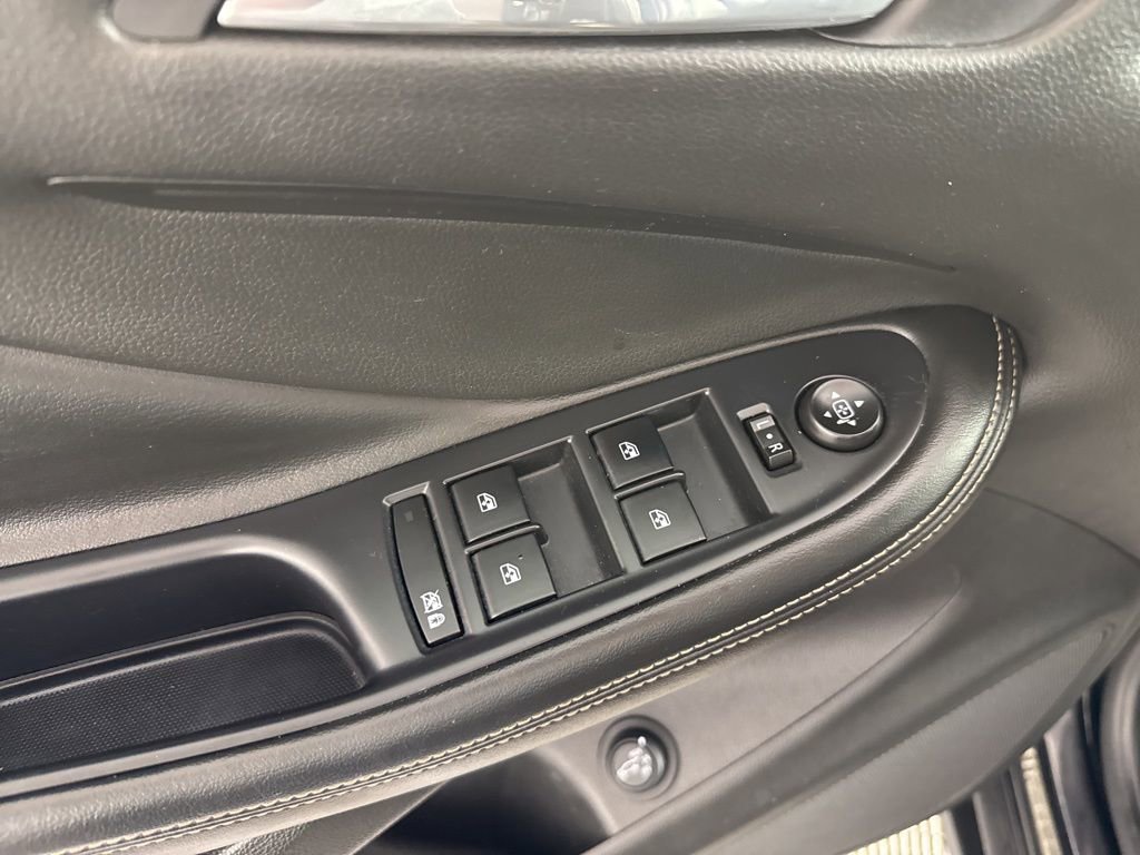 Used 2017 Buick Envision Essence FWD image 14