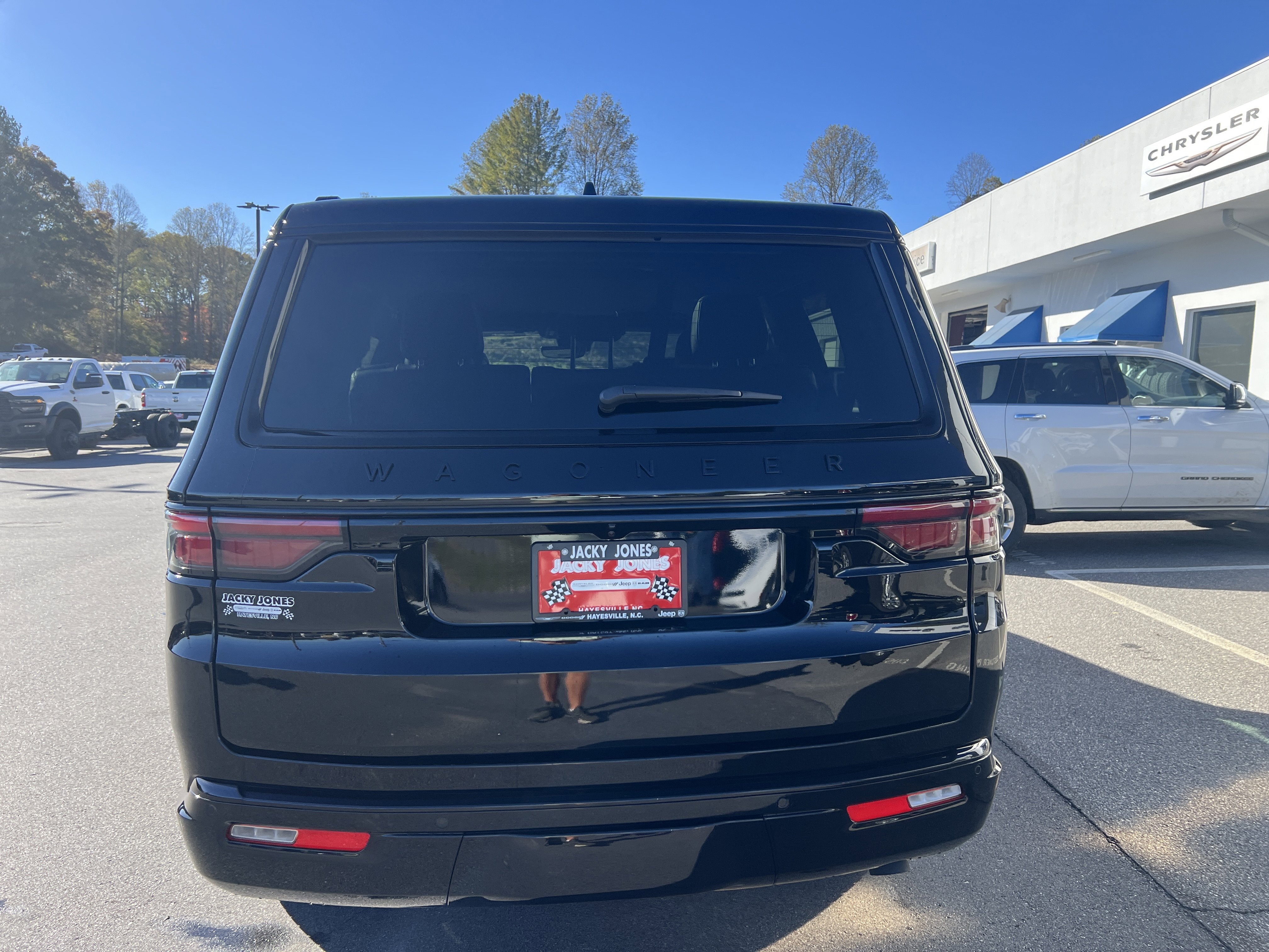 New 2025 Jeep Wagoneer Series II image 2