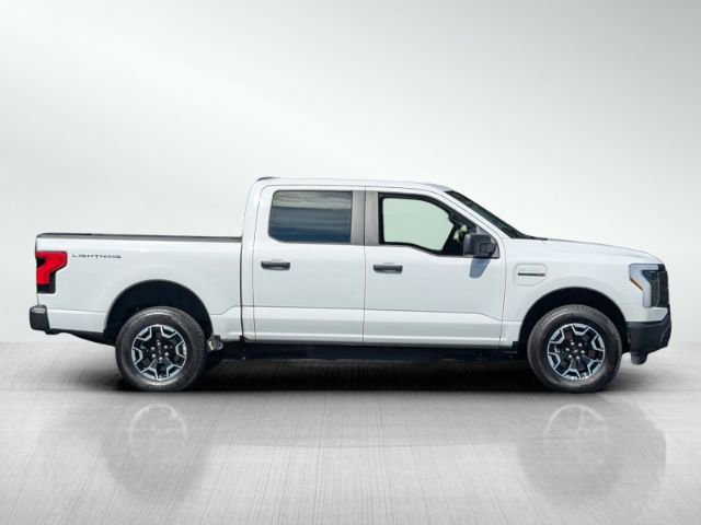 Used 2022 Ford F150 Lightning Pro image 3