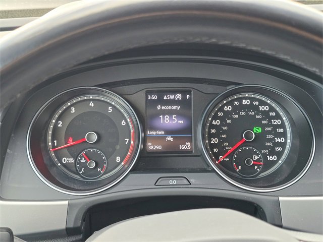 Used 2020 Volkswagen Atlas Cross Sport SE w/ Panoramic Sunroof Package image 35